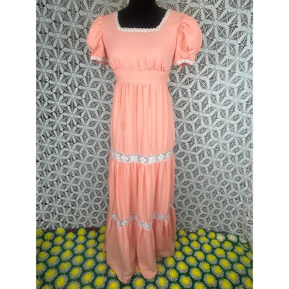1970's Union Label Emma Domb Peach Prairie Dress - Picture 1 of 9
